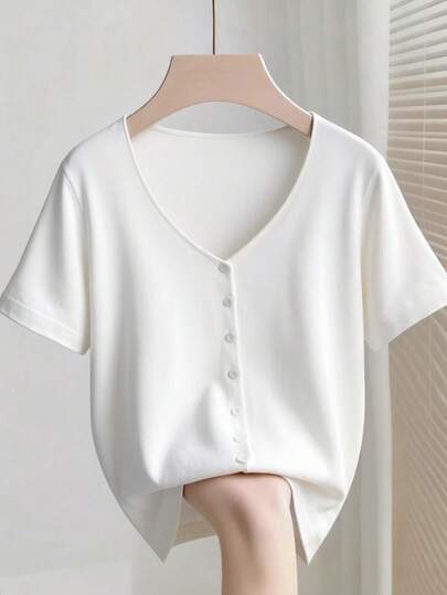 Franclia Nuevo diseño casual de primavera/verano con estilo europeo y americano, blusa de gasa ligera con cuello en V asimétrico y abertura, estilo coreano, elegante y minimalista, con cuello de ojo de cerradura y cintura alta, para mujer, blanco, botones, top de manga corta, blusas de punto