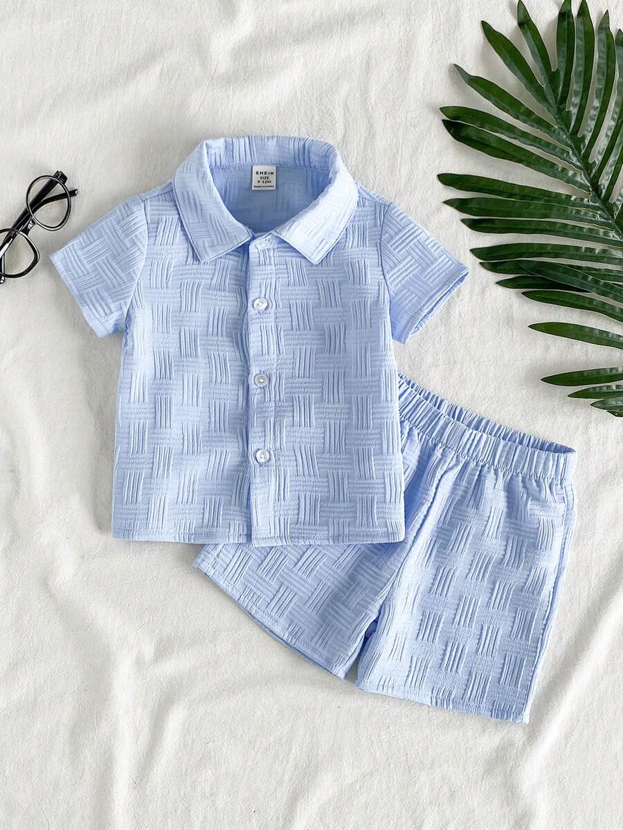 SHEIN Vintaside Kids 男婴夏季翻领开衫套装(2件套),上衣:黑白条纹短袖翻领衬衫,下装:黑白条纹短裤,休闲度假装 - 藍色 - 查看 1
