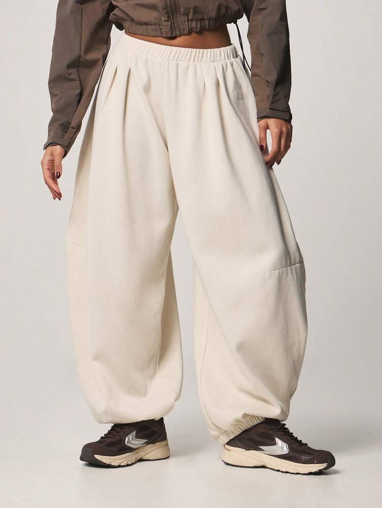 MISSGUIDED Pantalon de jogging à taille haute, forme ballon, jambes larges, décontracté. Taille élastique avec cordon de serrage, poignets aux chevilles. Coupe ample et ample, vêtement d'intérieur