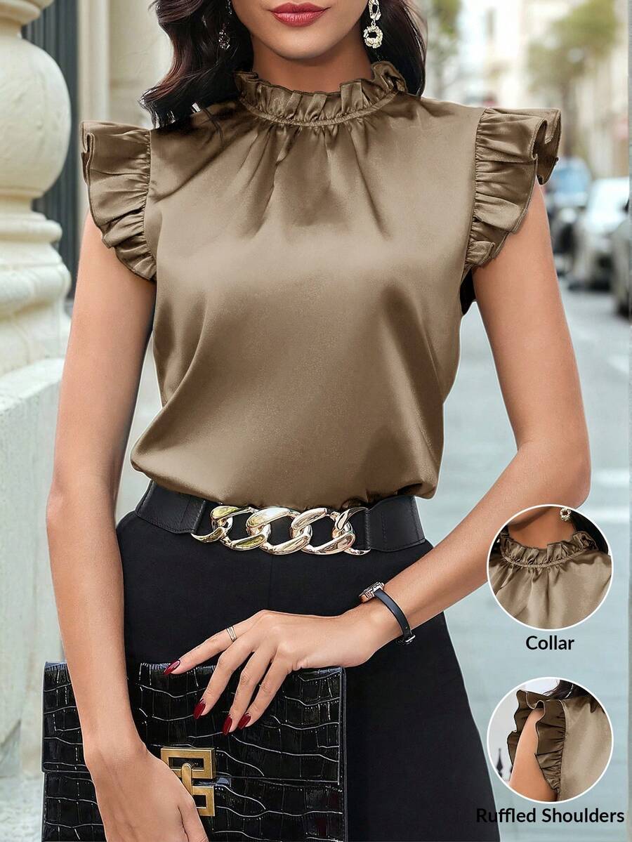 Editum Blusa de satén con cuello mao, manga corta y volantes de unicolor - Camel - Ver 1