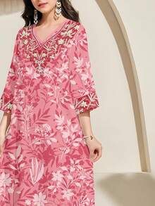 SHEIN 甜美粉色碎花图案，少女休闲简约长袖圆领连衣裙，适合秋冬季穿着 - 彩色 - 查看 4