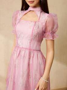 少女粉色薄纱短袖连衣裙