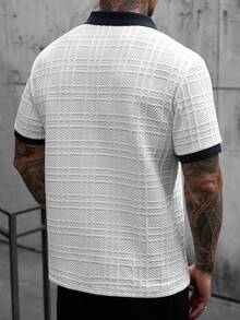 Manfinity CasualCool 男士休闲纹理撞色滚边短袖polo衫，夏季休闲两件套男士黑白衬衫男士V领衬衫男士白灰图案衬衫男士两件套服装白色复古风，适合日常休闲、周末旅行、户外活动、探险旅行、轻松的工作环境或半正式场合，可作为男友/丈夫礼物、周年纪念/生日礼物、派对、夏季假期、新年、婚礼、情人节等场合穿着。男士时尚上衣男士衬衫街头风白色纹理polo衫 - 白色 - 查看 2