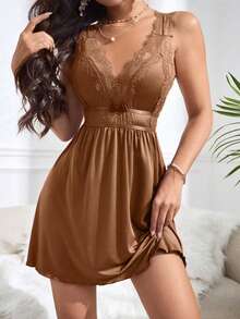Snug Zone 女士性感蕾丝拼接无袖露背睡裙 - 咖啡棕 - 查看 3