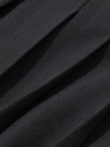 DAZY Women's Pleated Korean Style Casual Versatile Mini Skirt - Black - View 3