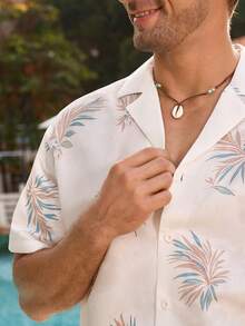 Manfinity Swimmode بدلة شاطئ للرجال تتكون من ملابس علوية أبيض بأكمام قصيرة مطبوع بطبعات زهرية وشورت بلون أحادي - كاكي - مشاهدة 5