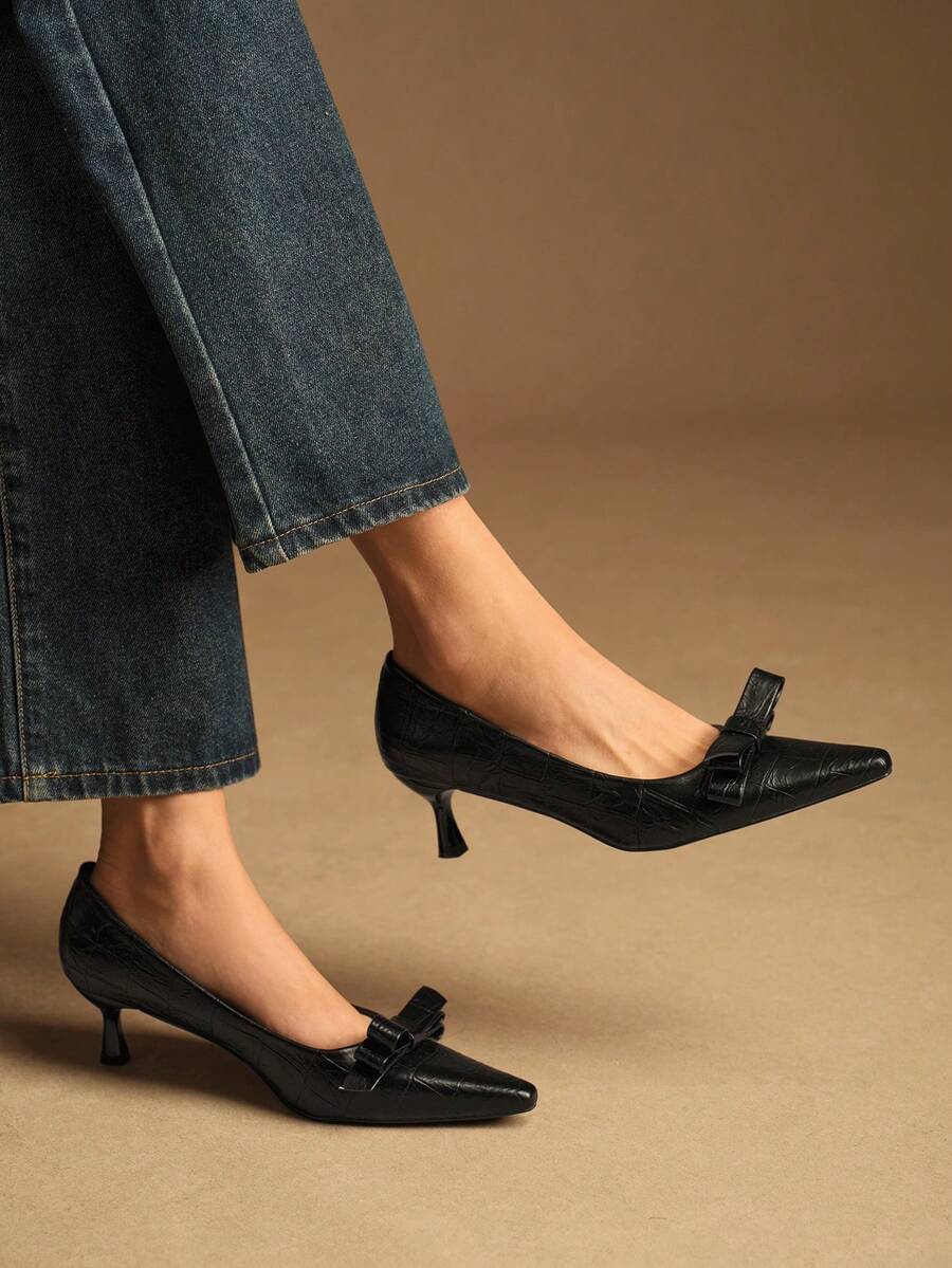 Rosivie Pointed Toe Bow Decor Elegant Commuting High Heels - Black - View 1