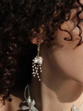 Opalesca Pendientes elegantes con borla de perla chapada en oro de 18 K, accesorios para vestidos, dinero antiguo, cuentas, accesorios de boda/novia, Fairycore/Hada, perla, otoño/invierno, para mamá/mujer/niña/madre, elegante, premium, Día de San Valentín, regalo