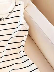 Resyla 女士新款条纹印花圆领修身无袖连衣裙，春夏款 - 彩色 - 查看 3