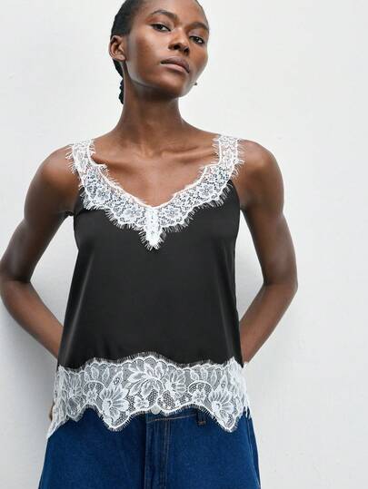 Maija 黑白蕾丝拼接吊带背心，舒适亲肤，优雅大方，适合春秋季节、音乐节、毕业典礼、早午餐等场合，百搭外套。