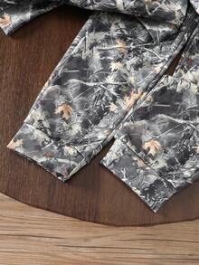 SHEIN Streecool Kids 2pcs/Set Young BoyCasual Camouflage All-Over Print Hoodie Sweatshirt & Elastic Waist Pants, Suitable For Autumn/Winter Casual Occasions, Fits 4-7Y Real Tree Boy Clothes Toddler Boy Camo Camo Set Kids Boys Camo Outfit Kids Cargo Outfit Young 6 Camo - Multicolor - View 5