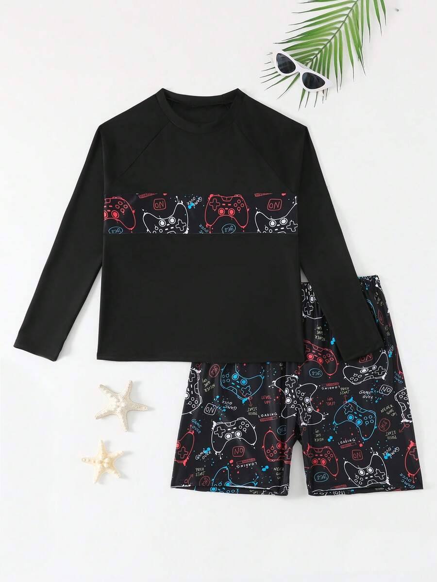 SHEIN Bộ 2 món đồ bơi nam tuổi teen, chất liệu vải dệt kim nhiều màu sắc, kiểu dáng thường ngày, bao gồm áo chống nắng và quần bơi, thích hợp cho bơi lội, du lịch và mùa hè.