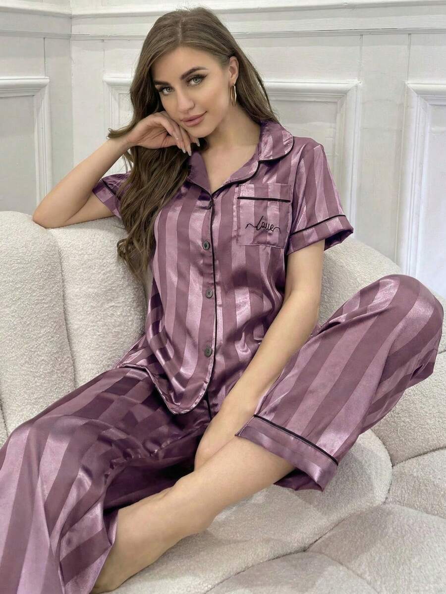 CoupledUp 仿丝绸条纹提花撞色滚边领睡衣套装 - 淺灰紫 - 查看 1