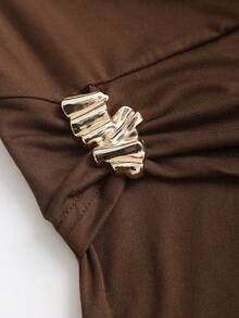 Sweetra Y2K Sexy Pleated Metallic Button Casual Minimalist T-Shirt - Coffee Brown - View 4