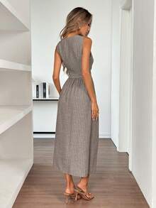 Elyressa Un vestido largo de verano sin mangas y elegante de la señora está tejido - Café - Ver 2