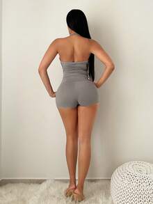 SHEIN SXY 两件套性感运动套装，纯色交叉裹身无袖露背上衣和短裤 - 灰色 - 查看 2
