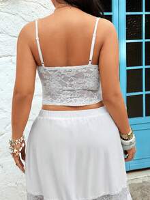 Sunnyshic Plus Size Sexy Lace Wrap Chest Camisole - White - View 2