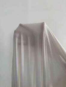 Franclia Camiseta de cuello redondo de manga corta ajustada de punto acanalado minimalista / Elegante y versátil top con botones metálicos en los puños - Blanco - Ver 4