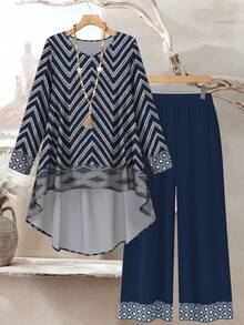 SHEIN Lacomfia Bộ đồ nữ cỡ lớn họa tiết hoa hình học cổ điển, thời trang mùa xuân, cổ tròn, tay dài, vạt bất đối xứng, áo và quần dáng rộng. - Nhiều màu - Xem 1