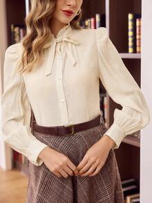 Vintamour Camisa de mujer vintage, elegante y clásica, camisa ajustada con lazo para otoño/invierno, camisa abotonada, camisa de manga larga color blanco crema - Beis - Ver 3