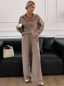 Dazy Tall 女士长袖衬衫和直筒裤两件套休闲家居服套装 - 卡其色 - 查看 2