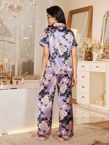 LuxeNights 舒适花卉仿丝绸女士睡衣套装 - 紫色 - 查看 2