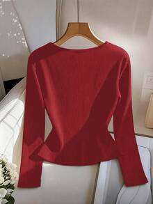 GlowEve CURVE Áo thun dài tay ôm dáng cổ vuông, trang trí khóa kim loại, cỡ lớn dành cho nữ, thích hợp cho mùa thu/đông. - Màu Đỏ Sâu - Xem 2