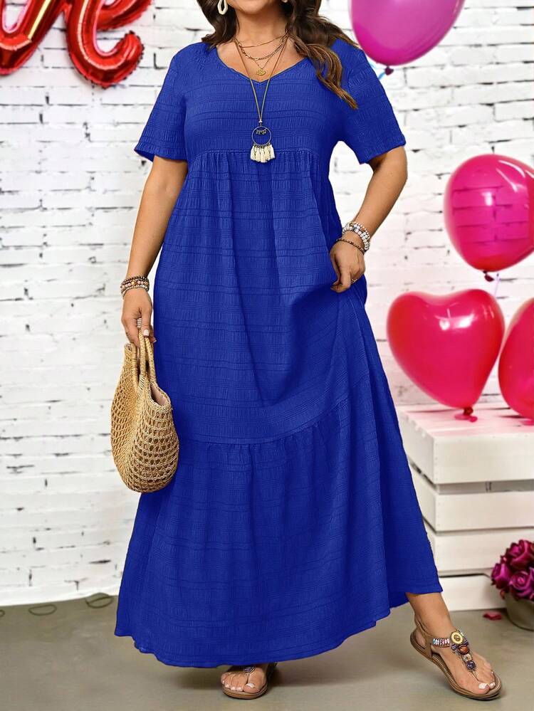 Plus Size Women's Summer Casual Vacation Solid Color Textured Fabric Short Sleeve Dress, Suitable For Dates And Occasions,Spring Break Outfits ,Vacation Outfits Women ,Holiday Outfits For Women,Going Out Outfits,2026 New Clothes,Simple And Fashionable For Everyday Wear,Dress Modest,Sun Dresses For Women,Sundress,Flowy Dress,Holiday Outfits Boho, Summer Casual Dress, Blue Maxi Dress Women, Short Sleeve Maxi Dress