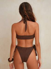 Swim Chiccia 2 piezas Conjunto de bikini texturizado de unicolor sin costuras y sexy, con accesorios metálicos elegantes de tirantes finos, traje de baño de verano para mujer - Café integral - Ver 3