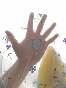 SHEIN Glamorique Kids 少女优雅吊带荷叶边短袖刺绣网纱层叠A字公主裙，适合节日派对、生日礼物、度假、夏季穿着 - 藍色 - 查看 9