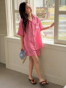 Dazy Kids Tween-Mädchen Pyjama-Set mit gestreiftem Kurzarm-Shirt mit Tasche und Shorts, Sommer - Pink - Übersicht 3