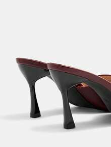 CUCCOO CURVES 宽楦女式黑色经典穆勒平底鞋，舒适低跟凉鞋，适合通勤、约会、聚会、度假、派对及各种场合。 - 酒紅色 - 查看 9