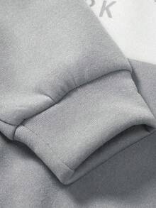 Manfinity Campus Court Men's Letter Graphic Quarter Zip Thermal Lined Sweatshirt, Fall/Winter, Long Sleeve Top - Multicolor - View 3