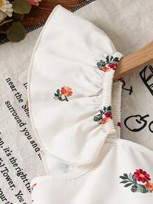 SHEIN 2pcs Tween Girls Woven Square Neck Ruffle Trim Casual Camisole And Pants Set - Beige - View 8