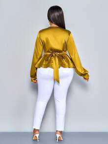 SOLERSUN 大码女装新款时尚经典金色纯色交叉深V领系带蝴蝶结长袖纽扣收腰显瘦宽松A字衬衫，后背可系带，休闲长款上衣，日常通勤百搭衬衫，适合音乐会、派对、约会、晚宴、婚礼季、日常通勤工作穿着，春季、秋季、冬季、情人节皆宜。 - 芥末黃 - 查看 4