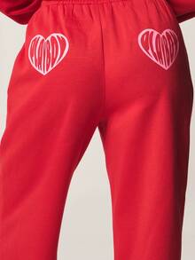 Missguided x Playboy Quần jogger ống rộng cạp cao in hình trái tim Valentine, có chun co giãn và dây rút ở mắt cá chân. - Đỏ - Xem 2