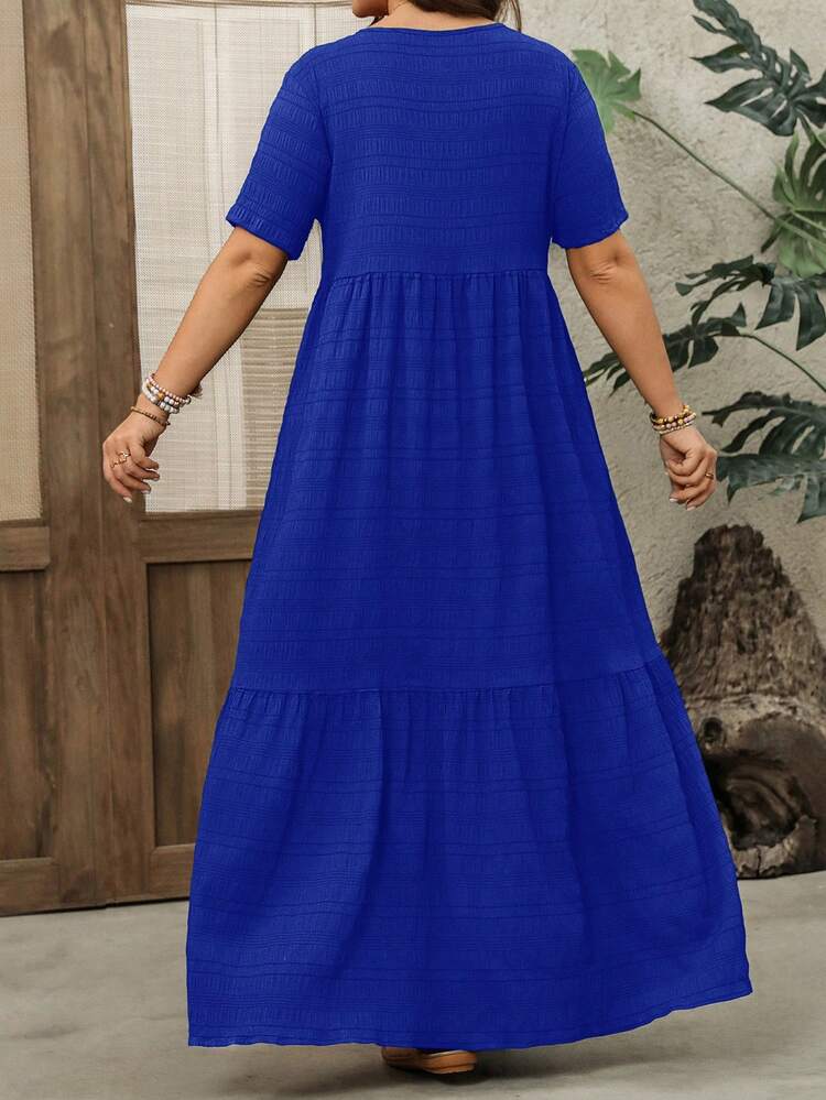 Plus Size Women's Summer Casual Vacation Solid Color Textured Fabric Short Sleeve Dress, Suitable For Dates And Occasions,Spring Break Outfits ,Vacation Outfits Women ,Holiday Outfits For Women,Going Out Outfits,2026 New Clothes,Simple And Fashionable For Everyday Wear,Dress Modest,Sun Dresses For Women,Sundress,Flowy Dress,Holiday Outfits Boho, Summer Casual Dress, Blue Maxi Dress Women, Short Sleeve Maxi Dress