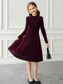 SHEIN Serisse Kids 女童条纹天鹅绒 A 字裙，优雅长袖蛋糕裙，适合生日派对、度假，非常适合秋冬季休闲日常穿着和上学日常穿着，适合圣诞节、母女搭配 - 酒紅色 - 查看 5