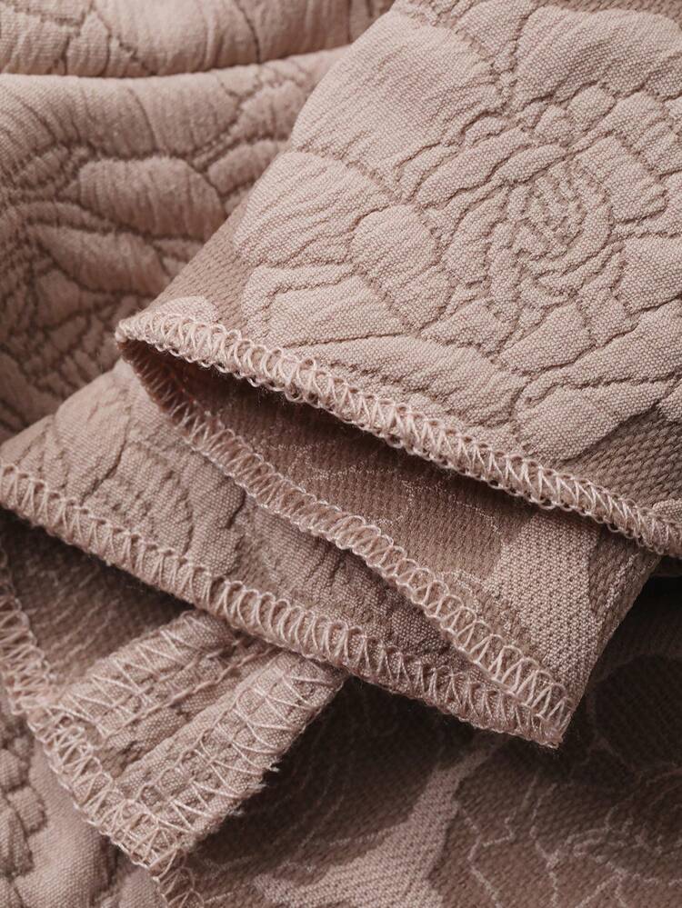 Women's Elegant Jacquard Round Neck Ruffle Hem Puff Sleeve T-Shirt, Summer