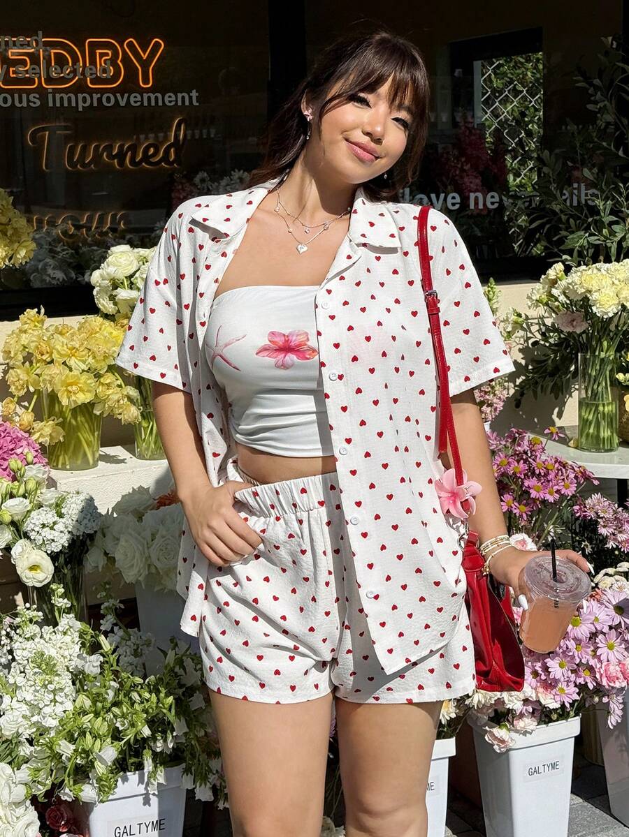 GalTyme Conjunto de 2 piezas de camisa y pantalones cortos con estampado de corazón, de talla grande y estilo casual de verano - Blanco - Ver 1
