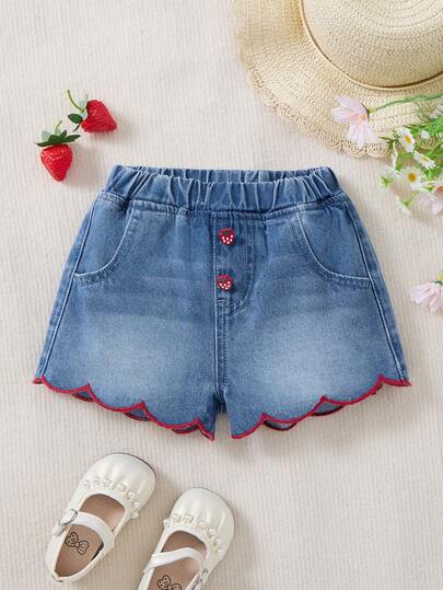SHEIN Young Girl New Fashion Casual Soft Cute Boho Contrast Trim Strawberry Buttons Blue Denim Shorts Spring Summer,For Kids Girls Spring/Summer Dailywear Outfits,Girls Streetwear Outfits,Beach Vacation Outfits For Girls ,Girls Summer Boho Outfits,Casual Clothes For Girls ,Elegant Short For Girls ,Toddler Short ,4-Year-Old Girls Short ,Summer Short ,Casual Short ,Denim Shorts For Girls, Girls Shorts With Lettuce Edging, Little Girls Denim Shorts, High Waist Denim Shorts Kids, Girls Strawberry Button Shorts
