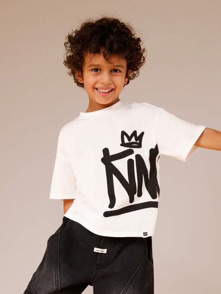 Crew Neck Graphic Tee With King Print