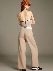 Bộ đồ 2 món gồm áo croptop quây ngực kẻ sọc tương phản dành cho nữ, thời trang mùa hè. - Màu be - Xem 2