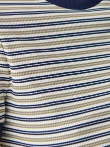 Nöista Fitted Striped Short-Sleeve T-Shirt, A Timeless And Versatile Wardrobe Staple With A Clean Silhouette. Easy To Style And Layer, Perfect For Everyday Wear, Casual Spring And Effortless Summer Looks. - Green - View 7