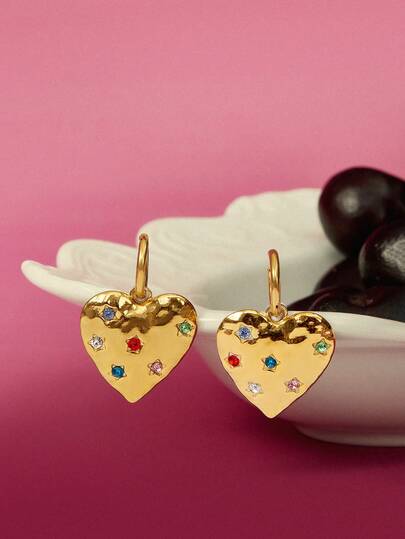 Glisma 时尚优雅的复古锆石心形耳环，适合搭配各种服饰，尽显复古韵味，金属质感，宝石镶嵌，送给妈妈/女士/女孩/母亲，高端品质，复古优雅，心形设计，情人节礼物，复古风，优雅气质，金属质感，复古风，心形设计，送给妈妈/女士/女孩/母亲，宝石镶嵌，心形，情人节礼物，金色，复活节，旅行/海滩/度假，波西米亚风，颓废摇滚风