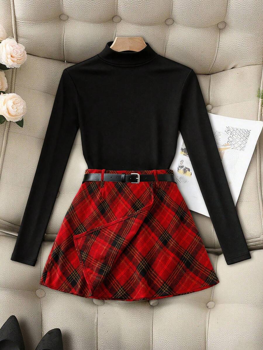 GlowEve CURVE Top à manches longues en tricot de couleur unie élégant et polyvalent pour femmes grandes tailles, pour le travail ou les occasions décontractées. Jupe plaid vintage française convenant pour la remise des diplômes, les trajets domicile-travail et les occasions décontractées. Jupe à carreaux rouges classique pour femmes. - Multicolore - Voir 1