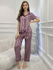 CoupledUp 仿丝绸条纹提花撞色滚边领睡衣套装 - 淺灰紫 - 查看 6