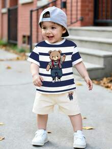 SHEIN Playful Pals 春夏幼儿男童休闲时尚创意个性清新简约可爱卡通熊条纹图案印花舒适基础款短袖T恤短裤套装，温暖夏秋装 - 彩色 - 查看 3