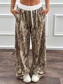 Cloudara Women Printed Detailed Wide Leg Sweatpants - Multicolor - View 4