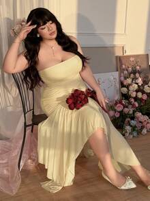 CovetEZ Plus Size Asymmetric Hem Ruffle Hem Solid Color Tube Dress, Suitable For Dates And Parties, Spring/Summer Valentine's Day Outfit Butter Yellow Dress Yellow Dress Curve Asymmetrical Hem Dress - Yellow - View 4